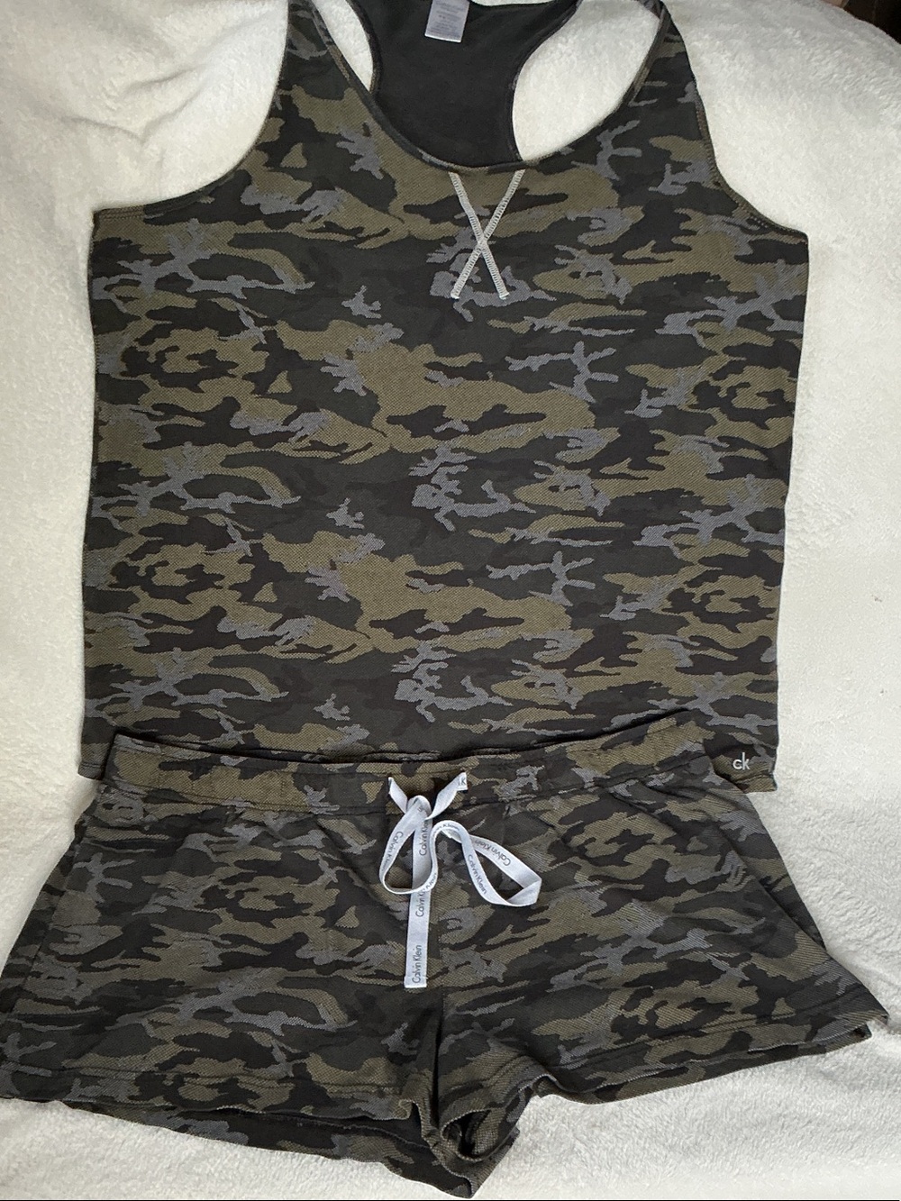 Calvin Klein Women's Camo Tank & Short Pajama Set - Olive Green & Gray